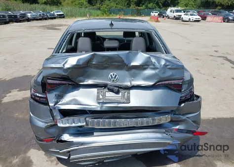 2019 Volkswagen Jetta 1.4T R-Line/1.4T S/1.4T Se from USA, damaged, VIN 3VWC57BU8KM196189